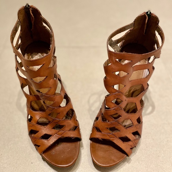 Bundle of 3 pairs of shoes - Picture 2 of 3